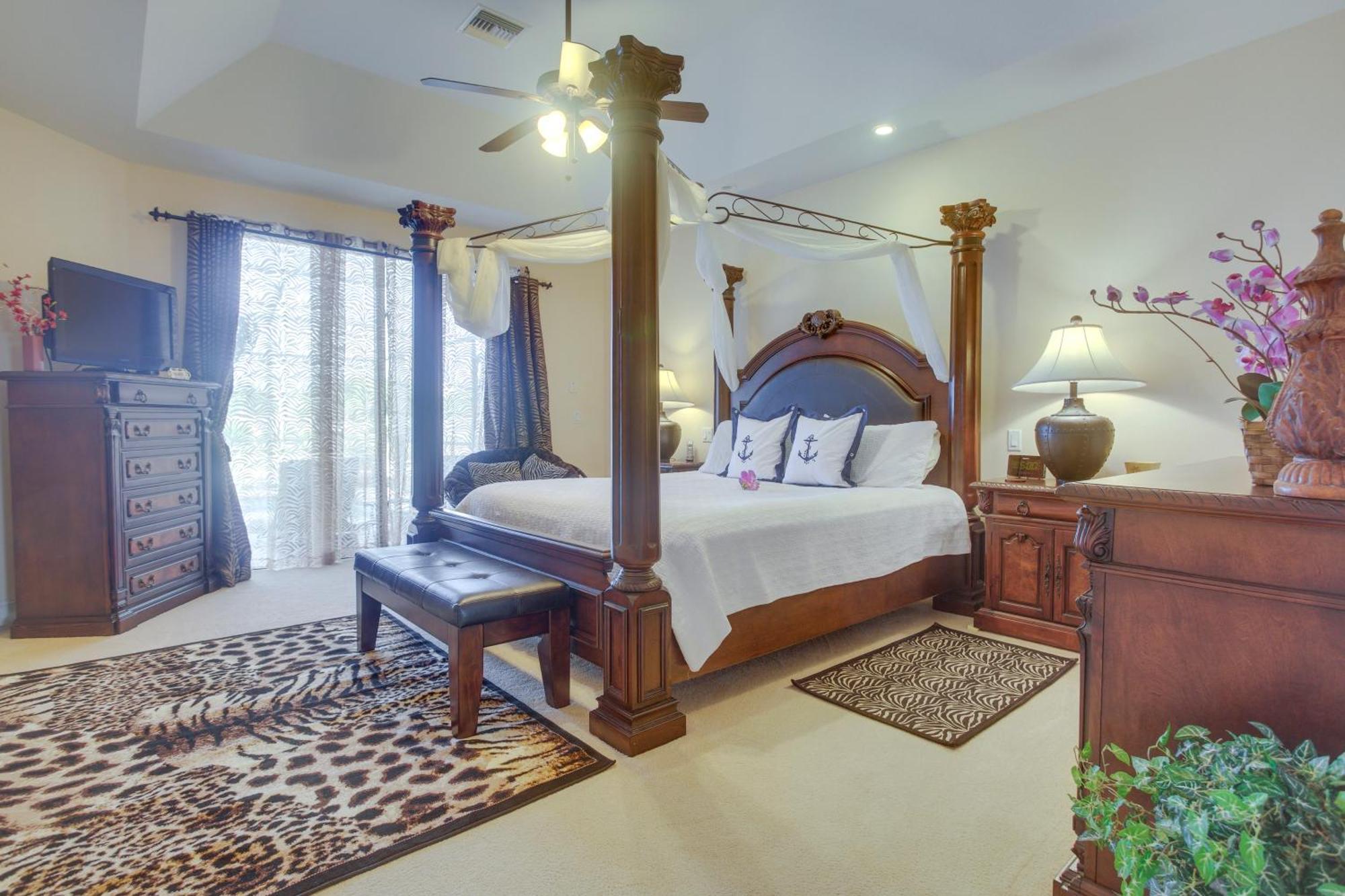Upscale Marco Island Villa With Outdoor Bar And Pool! Luaran gambar